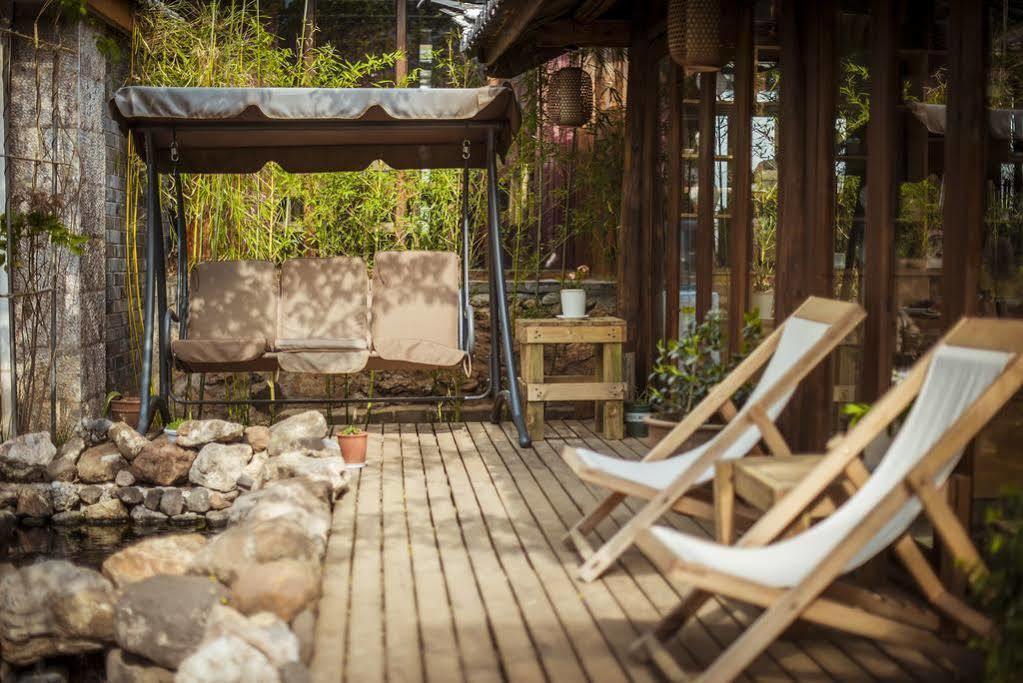 Li Jiang Wish Villa Hostel Лицзян Экстерьер фото